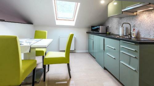 White Apartman Si�fok
