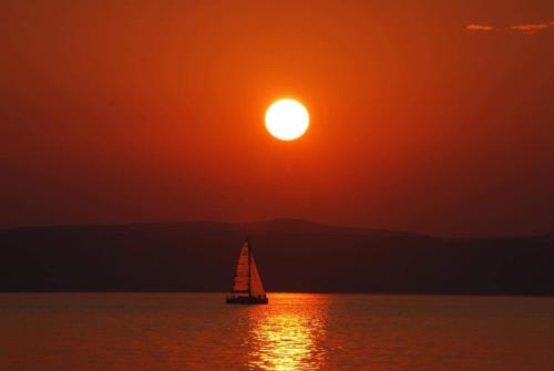 Balaton Beachside Apartman Si�fok N1