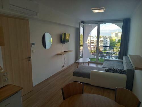 Miller Apartman Ez�stpart