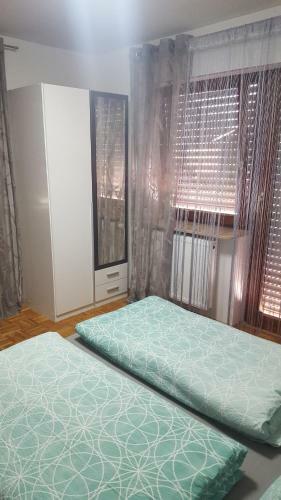 Sunshine Apartments