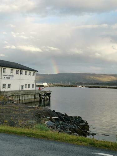 Kongsfjord Paradise Holiday