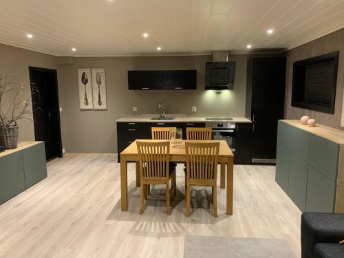 Lom Apartment