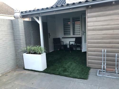 Cosy Beach Summerhouse