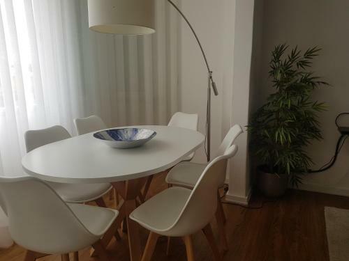 Pinewood Apartment