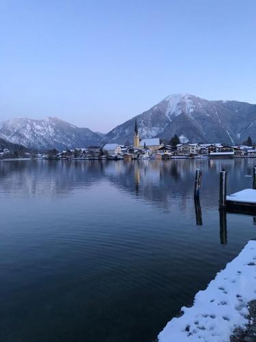 Traumhaftes Ferienhaus Direkt Am Tegernsee