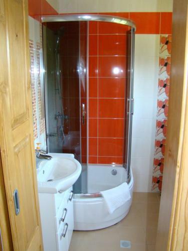 Lodge Rekrea?n� Chata Pod Jed?ovinou