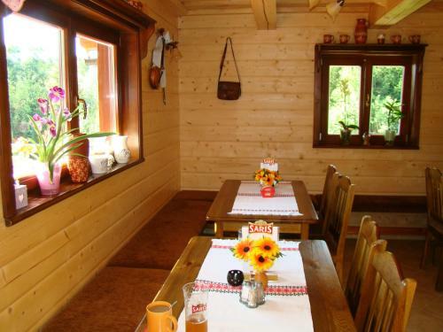 Lodge Rekrea?n� Chata Pod Jed?ovinou