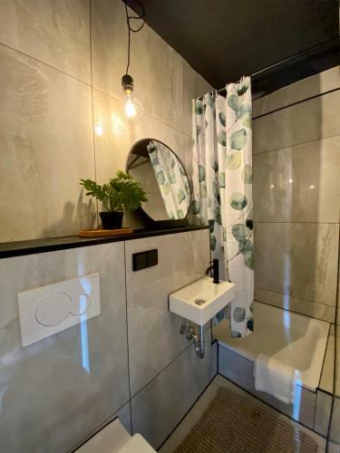 Apartamento Schlafen �ber Der Whiskybar