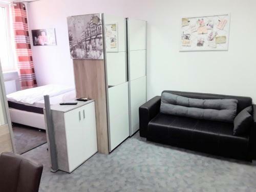 Fmi Apartments