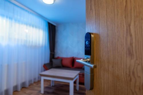 Hostal Penzi�n Snow