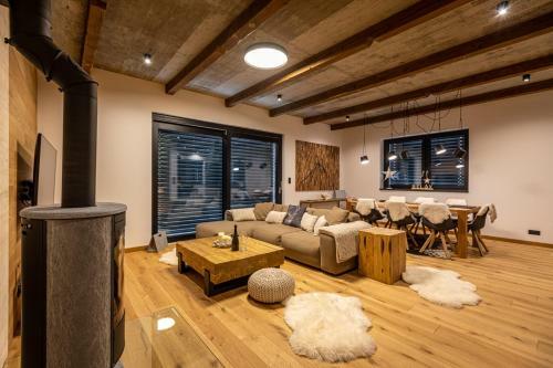 Villa Kino Strba Apartments