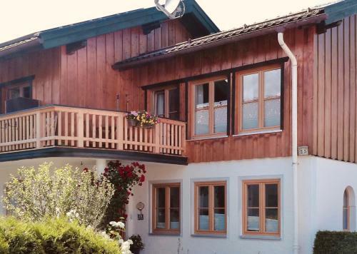 Apartamento Ferienwohnung Eisenberger