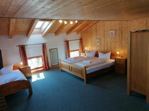 Posada Gasthof Pension Altwirt