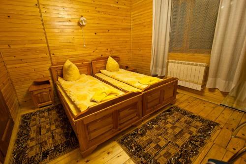 Hotel Edelweiss Carpathians Migovo