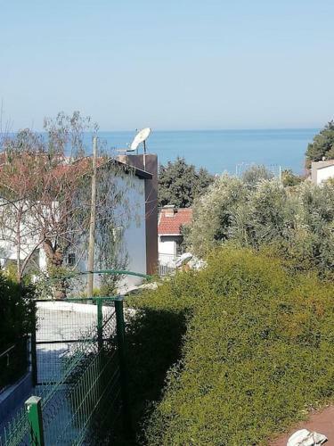Denize Kenarinda Konforlu Villa