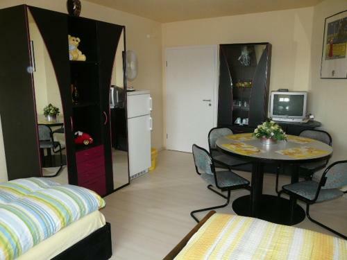 Hostal Caruso Pension Und Pizzeria