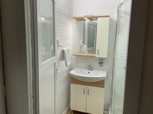 Mavimaris Do?a Evleri & Apart Otel