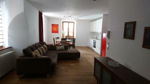 Kmh Apartment