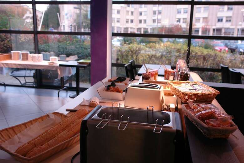 Brit Hotel Confort Rouen Centre