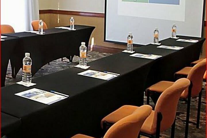 Hotel Holiday Inn Express Monterrey Galerias-san Jeronimo