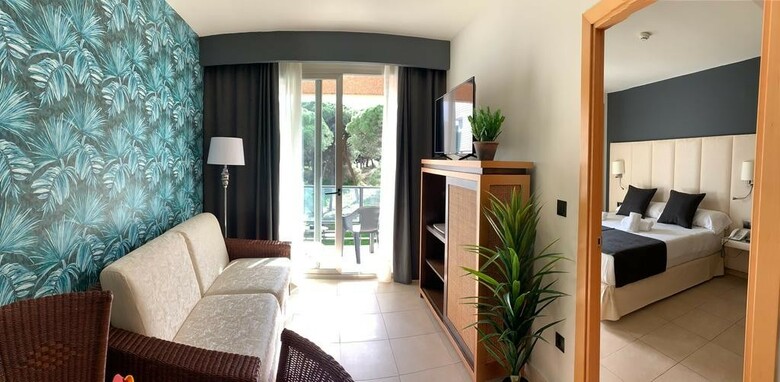 Aparthotel On Family Islantilla