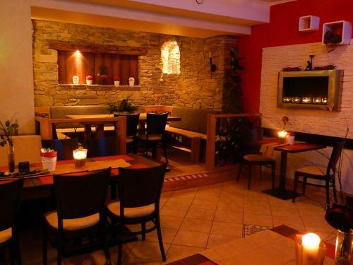 Hotel Gasthof Rossatz 8