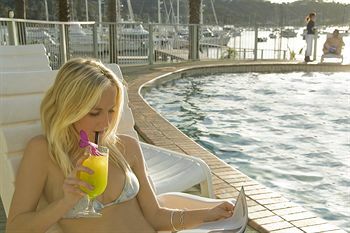 Hotel Newport Mirage