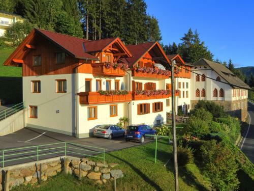 Hostal Fr�hst�ckspension G�tzfried-hof