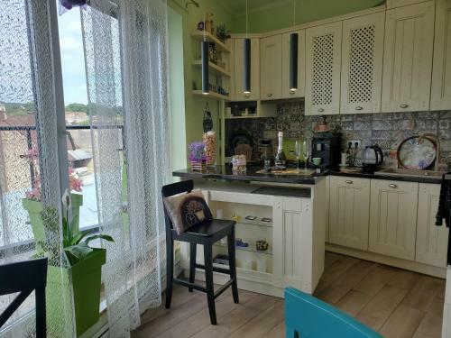 Apart-terrace On Baker Street