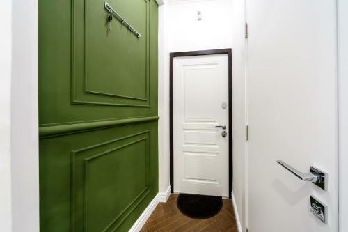 Green Apartment
