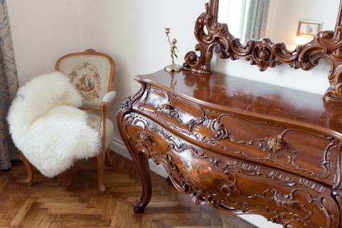 Luxovski Apartment