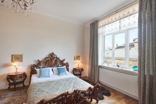 Luxovski Apartment