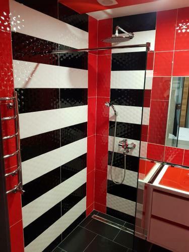 Balabana Red Apartment