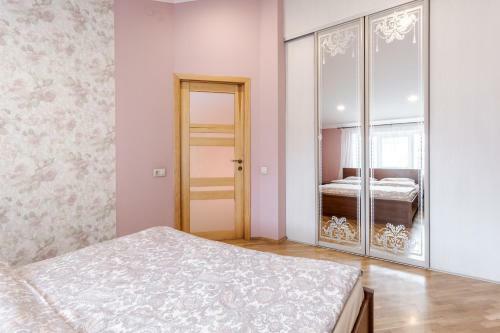 Vip 2 Floors Apartmens On Main Square