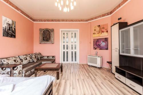 Danylo Halytsky Apartment