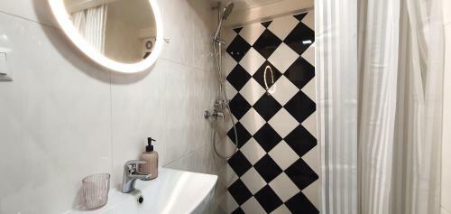 Central Smart Apartment