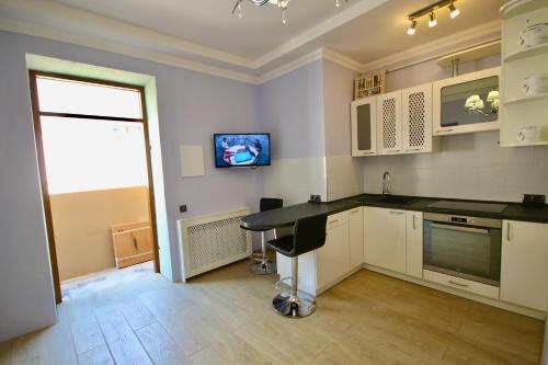 Apartamento Romantic Lux Vivaldi Suite Svobode Avenue 39