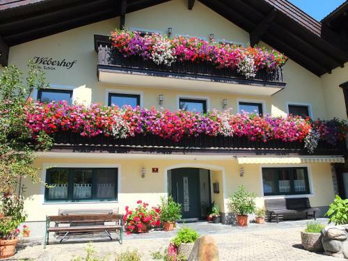 Hostal Haus Sch�n Weberhof