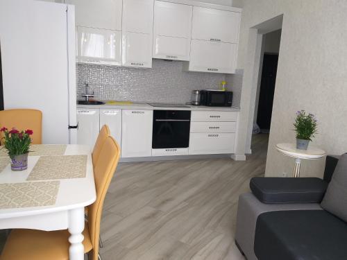 Apartamento ??????? ???? ???????? ? 2-?? ????????? ?? 1-7 ???????
