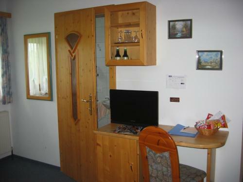 Bed & Breakfast G�stehaus Heidi