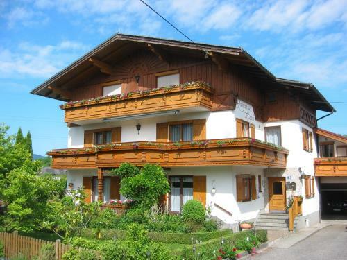 Bed & Breakfast G�stehaus Heidi
