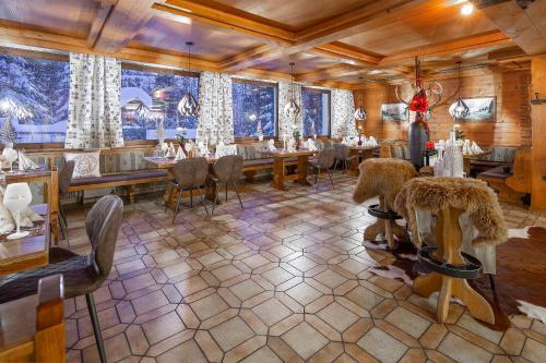 Hostal Gasthof Eiserne Hand