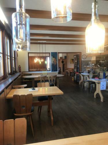 Bed & Breakfast Sporthostel R�ssle
