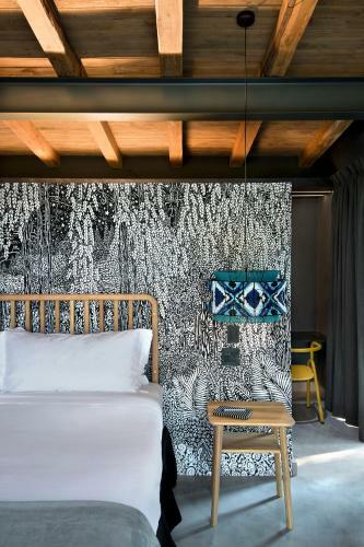 Lodge Mbazo Safaris