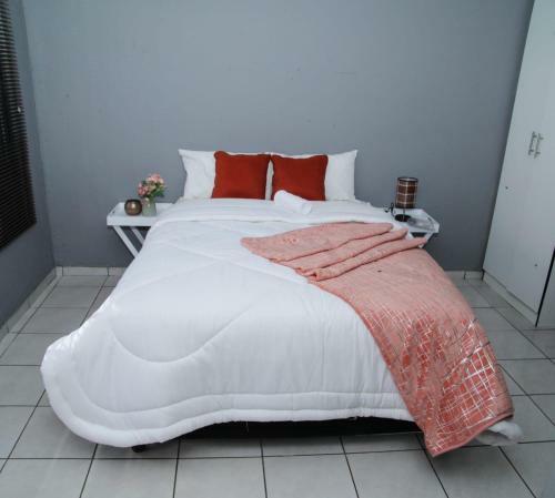 Hostal The Villa Soweto