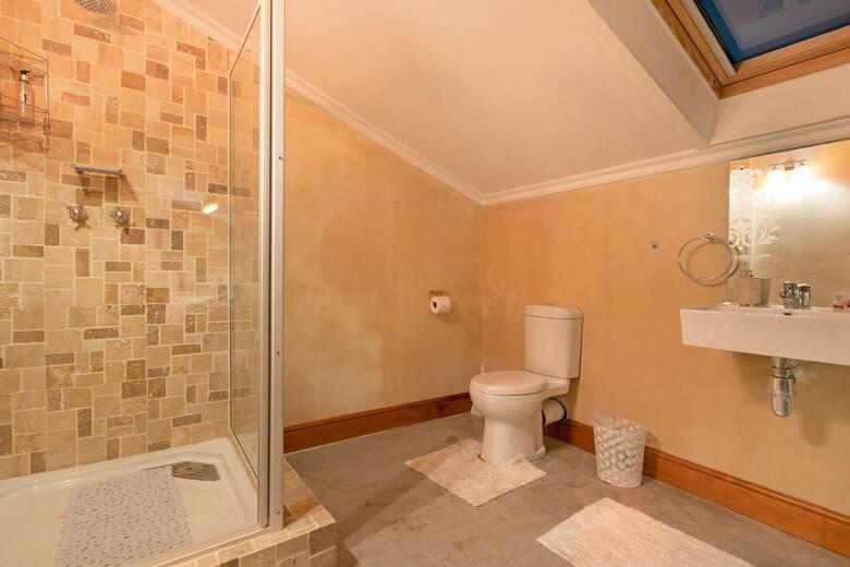J's Audacious Living Montagu