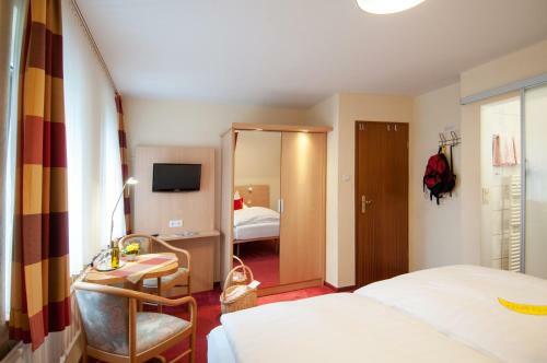 Hostal Caf� Und Pension H�pen Idyll