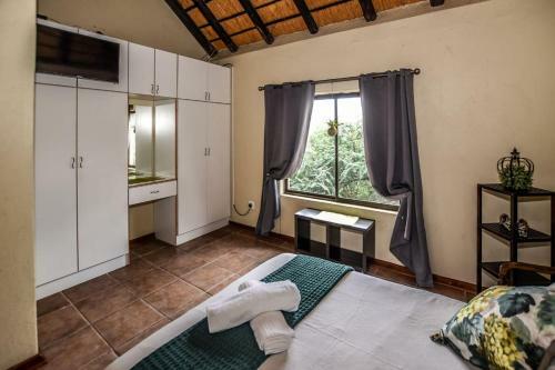 Bed & Breakfast Wild Medlar Accommodation And Venue