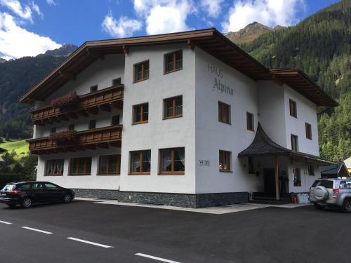Hostal Haus Alpina