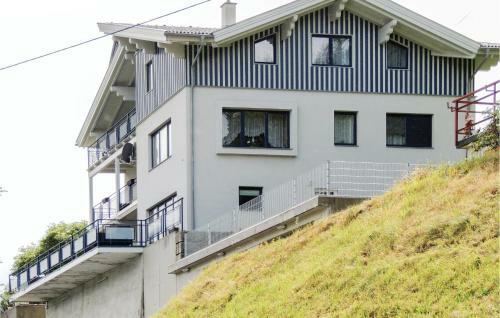 Apartment Stranach III